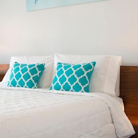 Beach Living At Island Pine Villas Blse George Town Kültér fotó