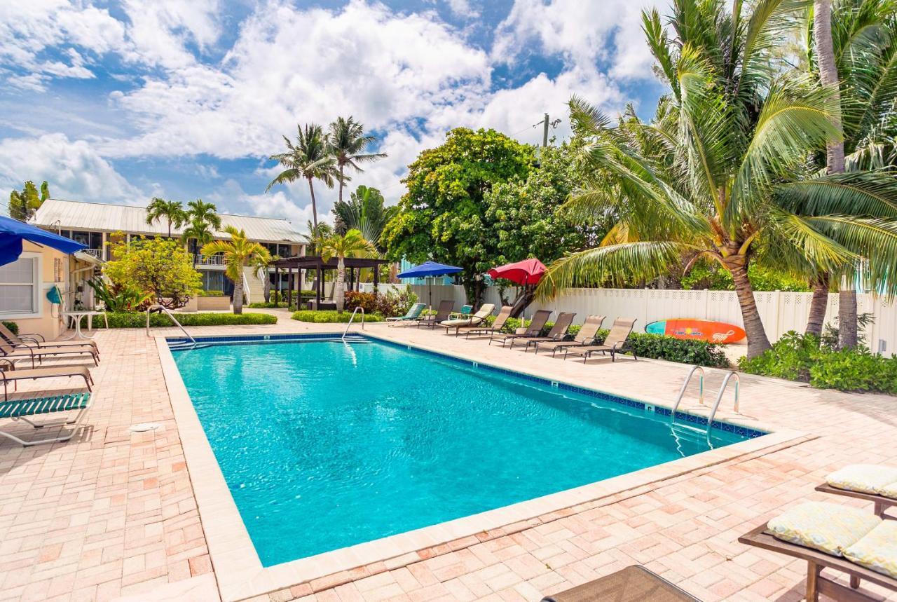 Beach Living At Island Pine Villas Blse George Town Kültér fotó