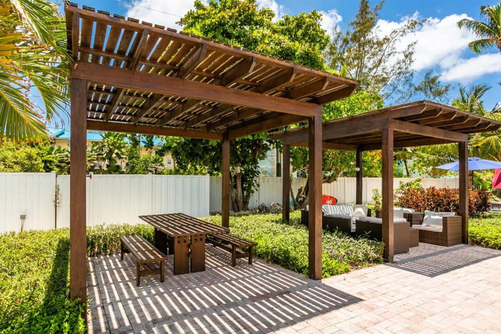 Beach Living At Island Pine Villas Blse George Town Kültér fotó